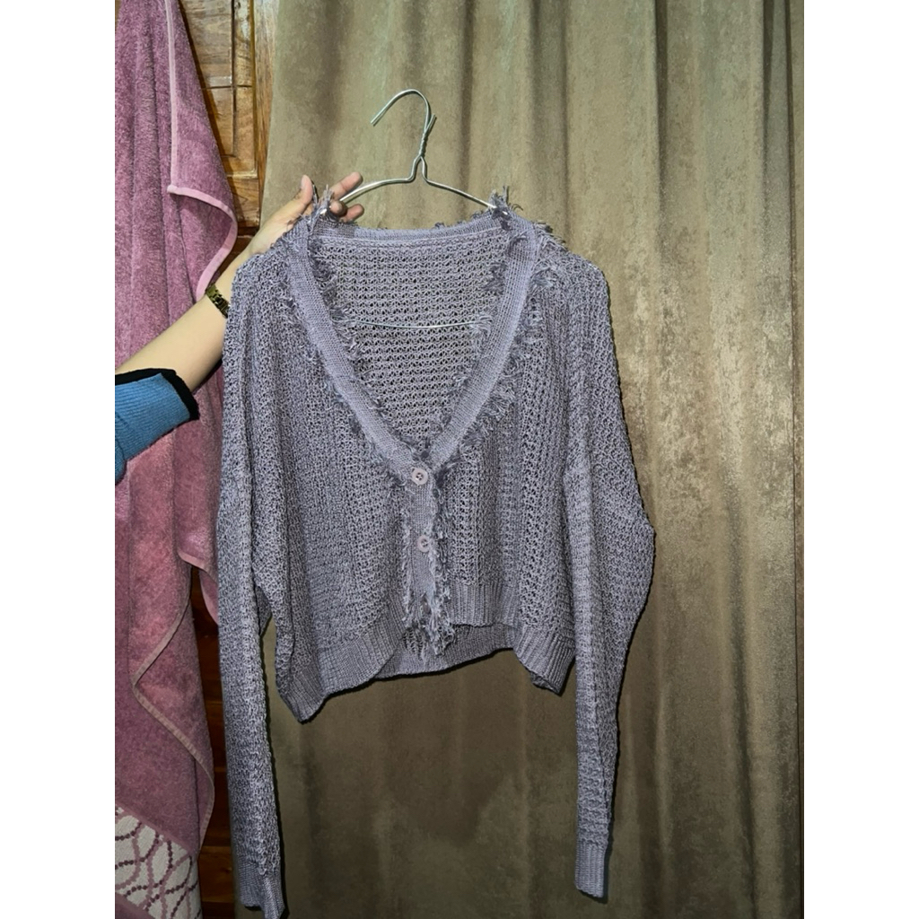 cardigan ungu