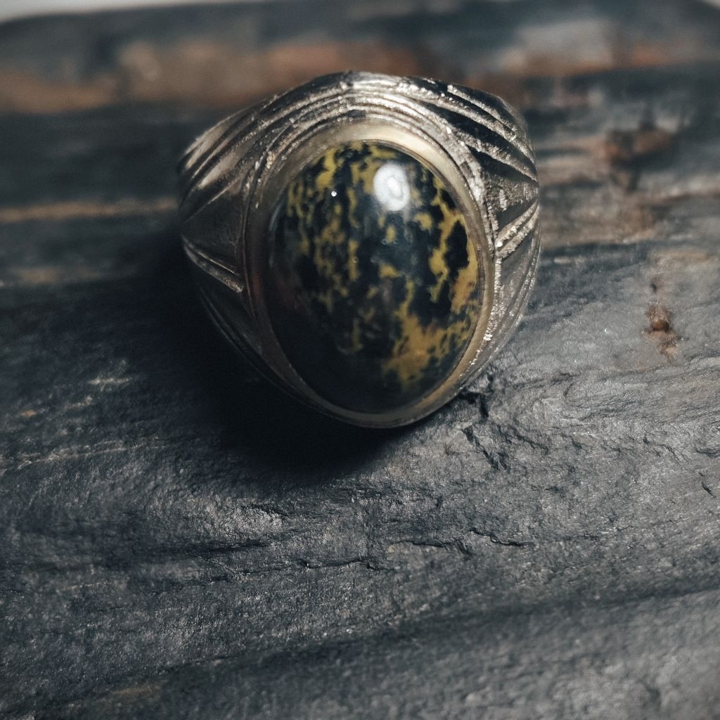 aksesoris cincin batu badar besi kursani