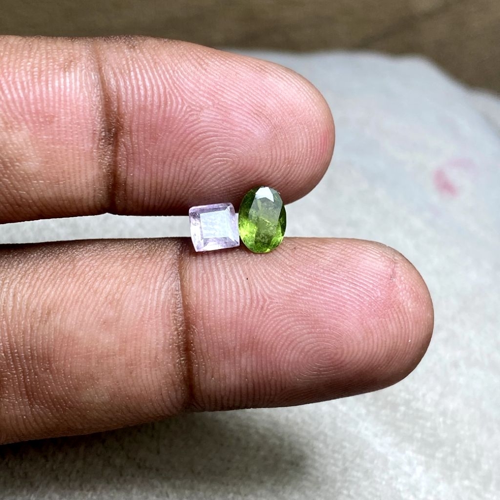 Natural Pink Tourmaline Natural Green Tourmaline Batu Tourmaline ukuran Kecil 2Pcs