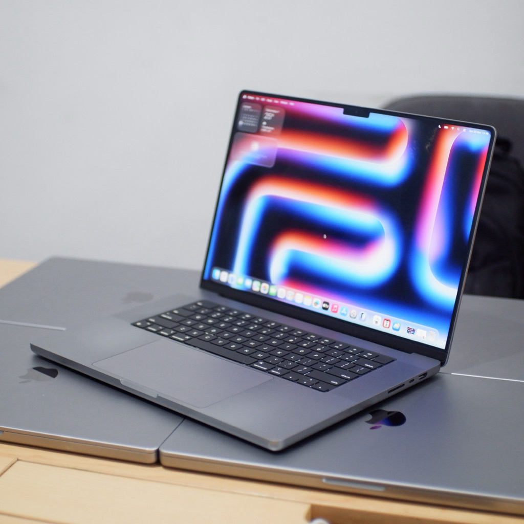 Macbook M1 Pro 16