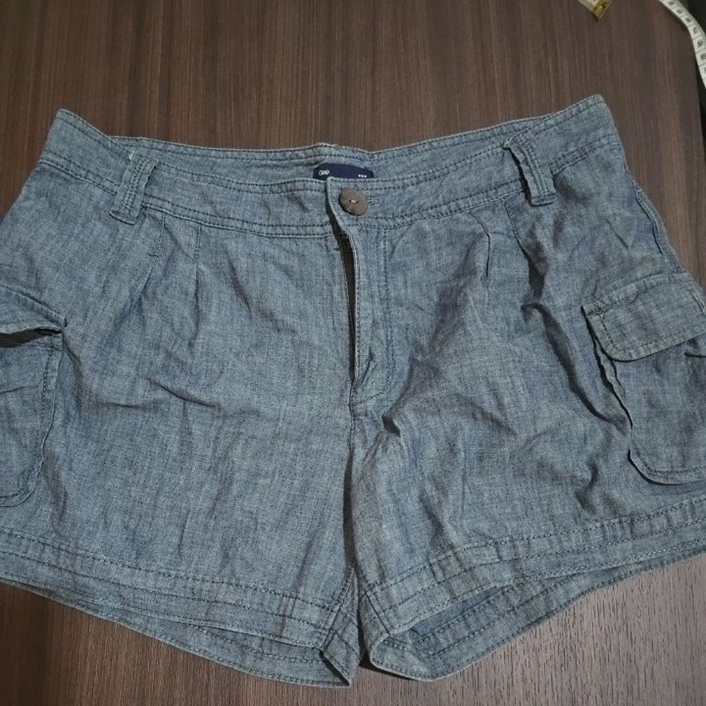 celana pendek short pants wanita pendek gap biru bagus