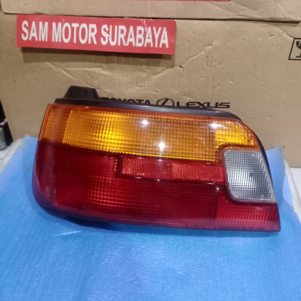 Stoplamp taillight Toyota Starlet kapsul SE 1990, 1991, 1992 Original