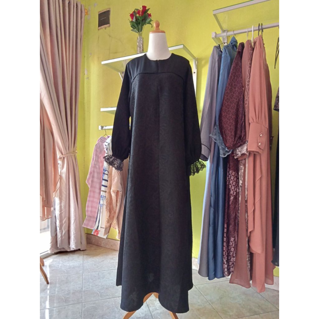 gamis hitam jetblack embos