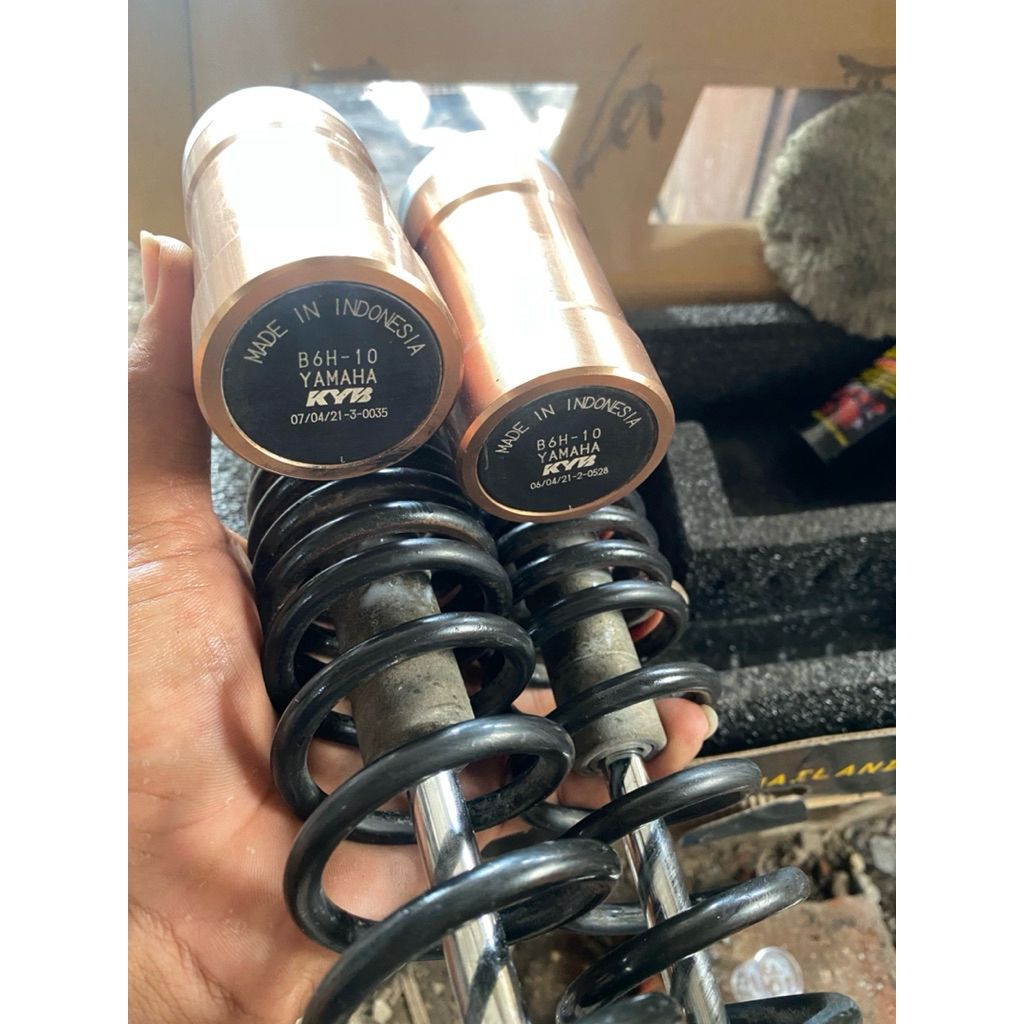 shock bekas Nmax 2021 original Kyb copotan 1 Pasang