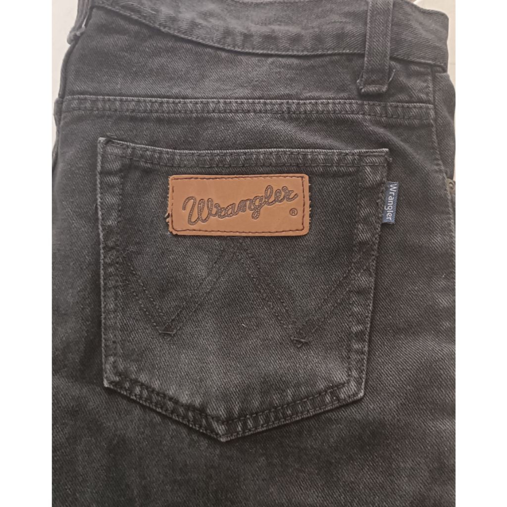 [KONDISI BEKAS] Celana Panjang Jeans Pria Wrangl'er Reguler Standar / Celana Jeans Wrangl'er