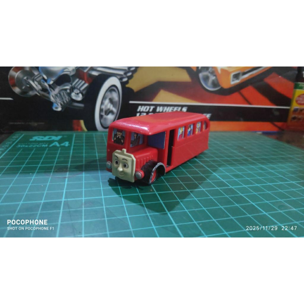 Bandai 1992 Britt Allcroft Thomas the Tank Engine - Bertie