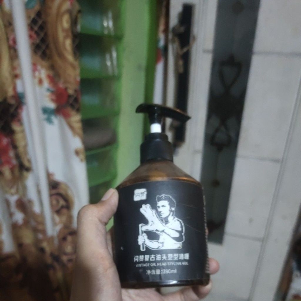 Minyak rambut pria 280ml | Penataan rambut tahan lama tidak lengket
