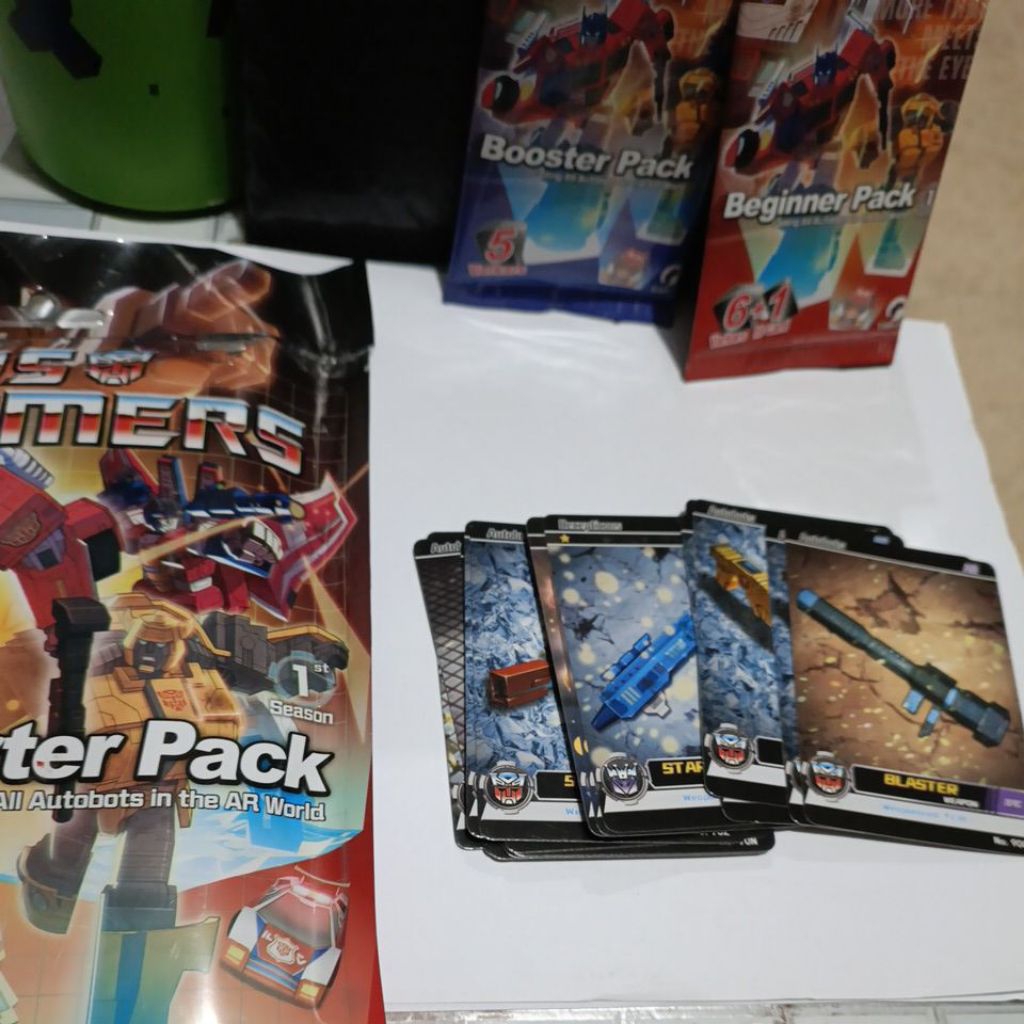 Kartu Booster Beginner Transformers Varkar Senjata Pilihan