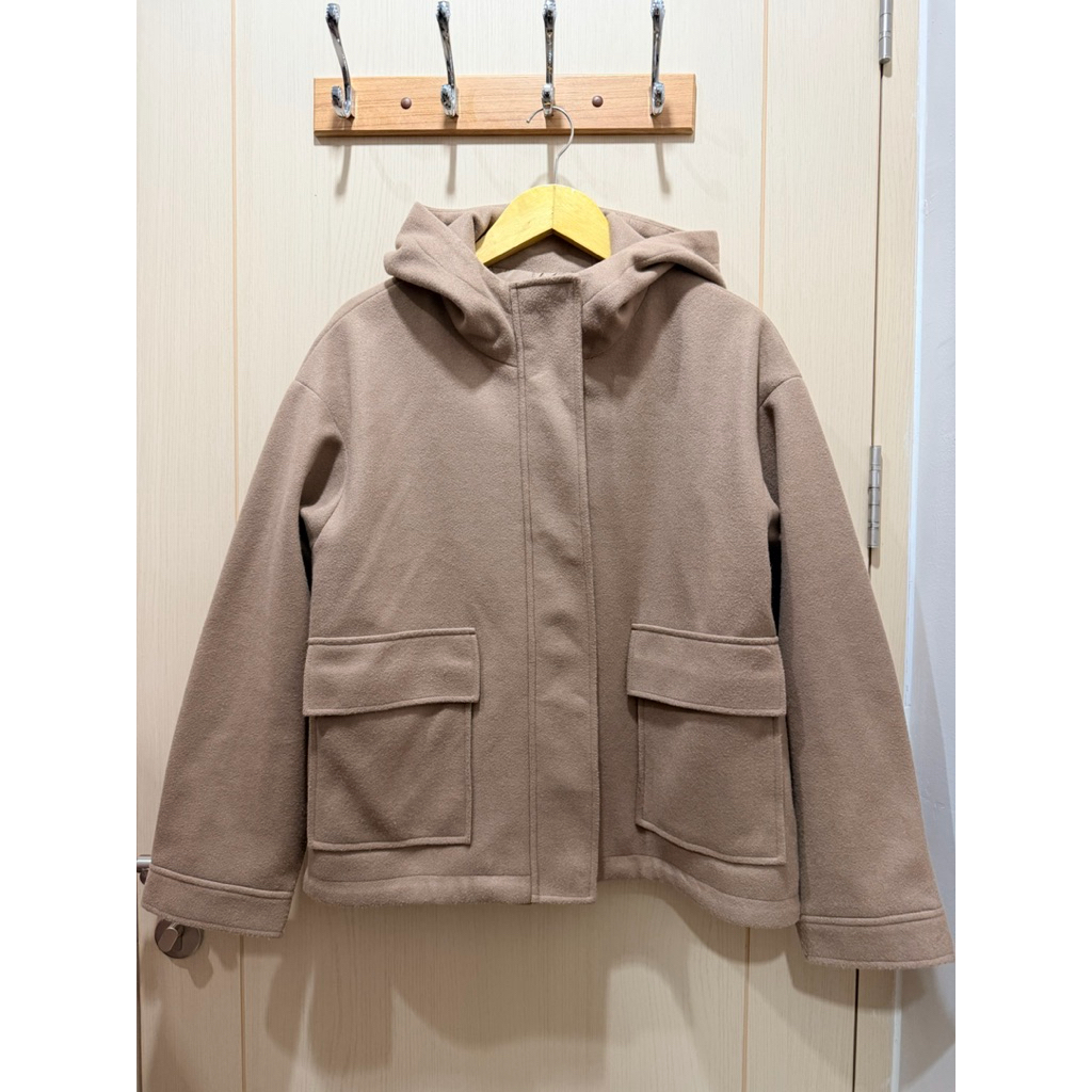 GU by UNIQLO Winter Crop Jacket Coat Coklat