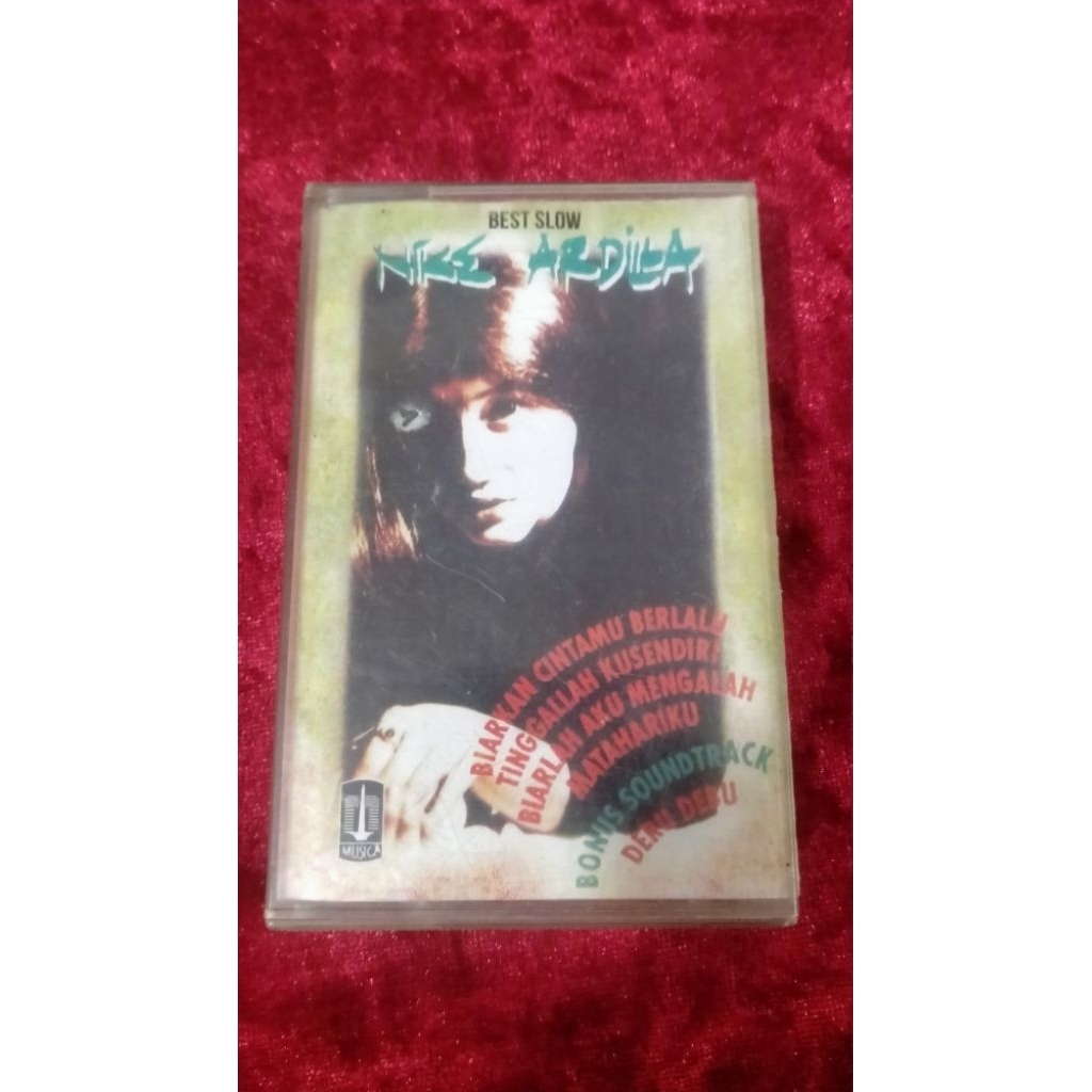 Kaset pita Nike Ardilla Best Slow