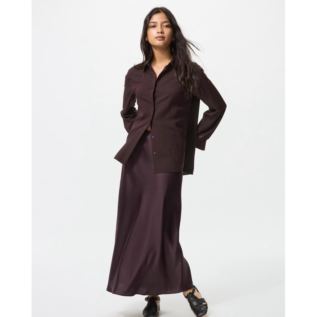 Rok Satin UNIQLO, Ukuran S, Original, Stok Terbatas