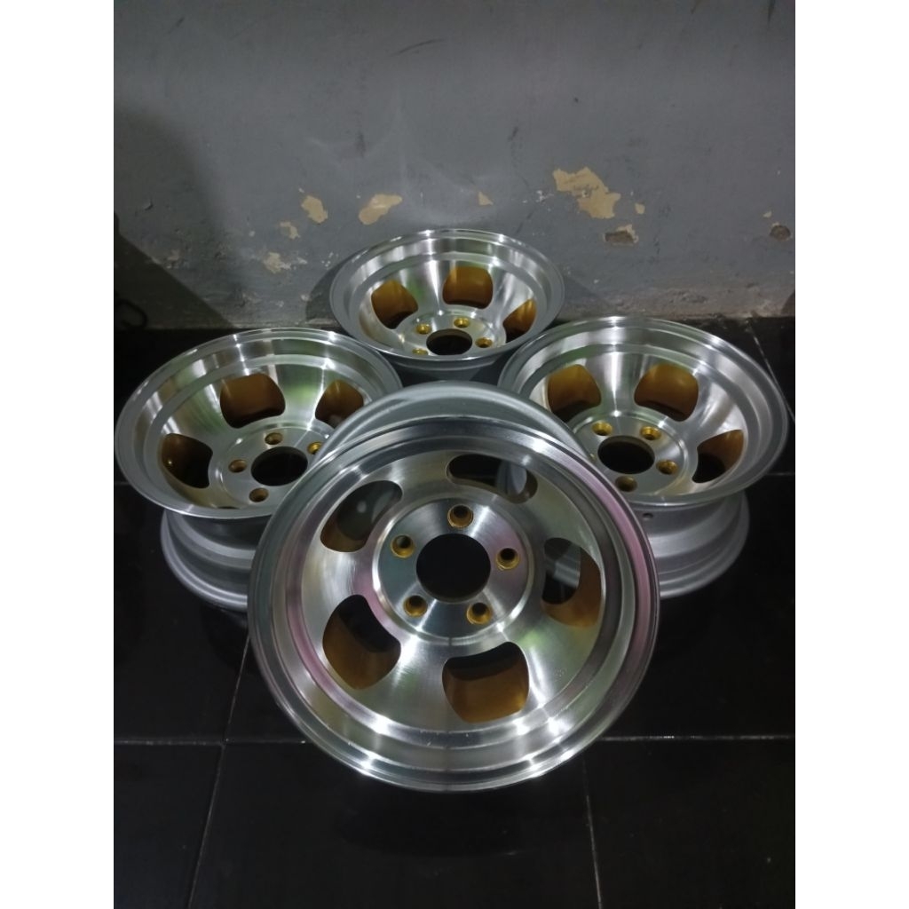 VELG SELBY R13 pcd 5x114 lebar 7