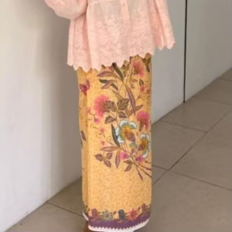 PRELOVED  kain batik kuning