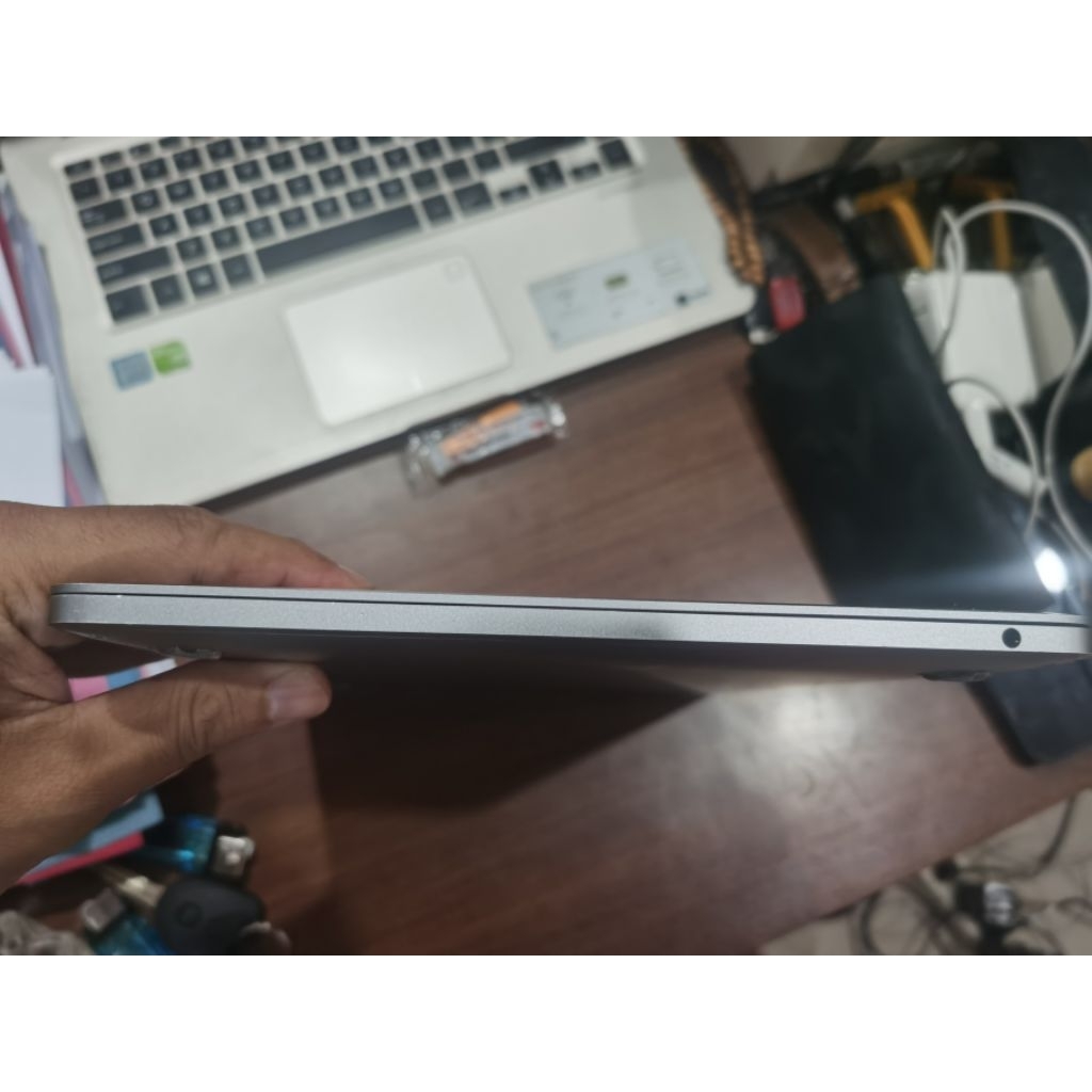 macbook pro 2017 256gb