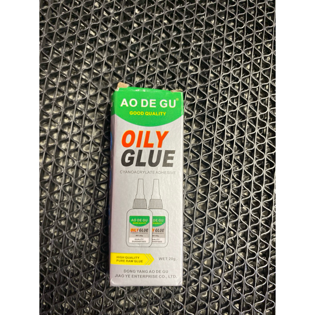 lem oily glue sangat kuat nempel