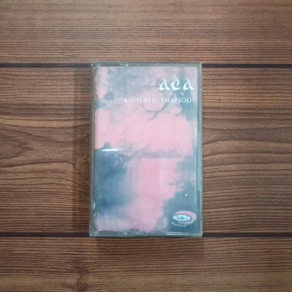 Kaset ADA BAND Romantic Rhapsody