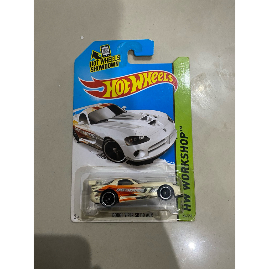 hot wheels dodge viper srt10 acr