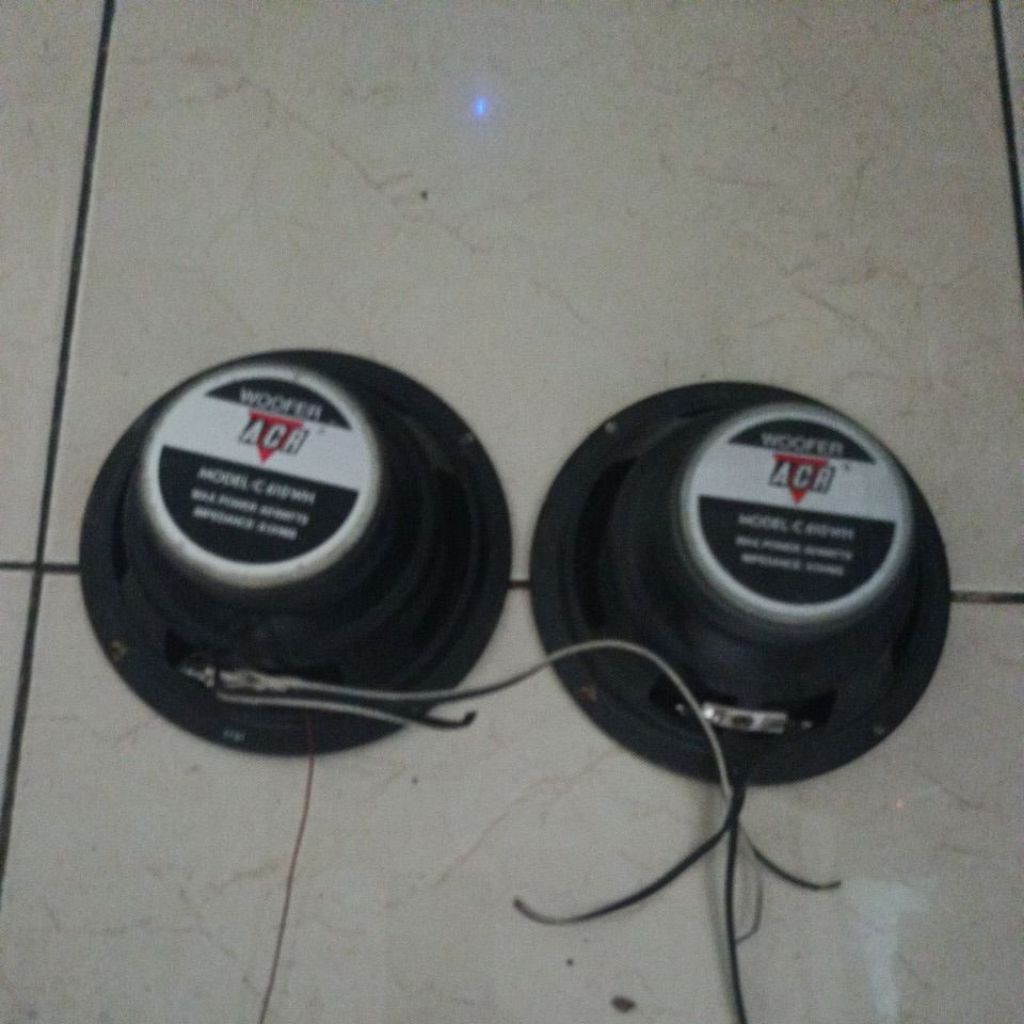 sepasang speaker 9subwoofer pasif 6 inch merk acr