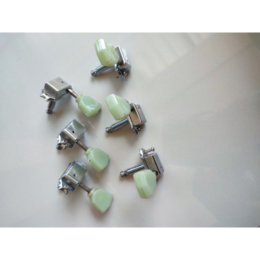 Tuning Gitar Chrome