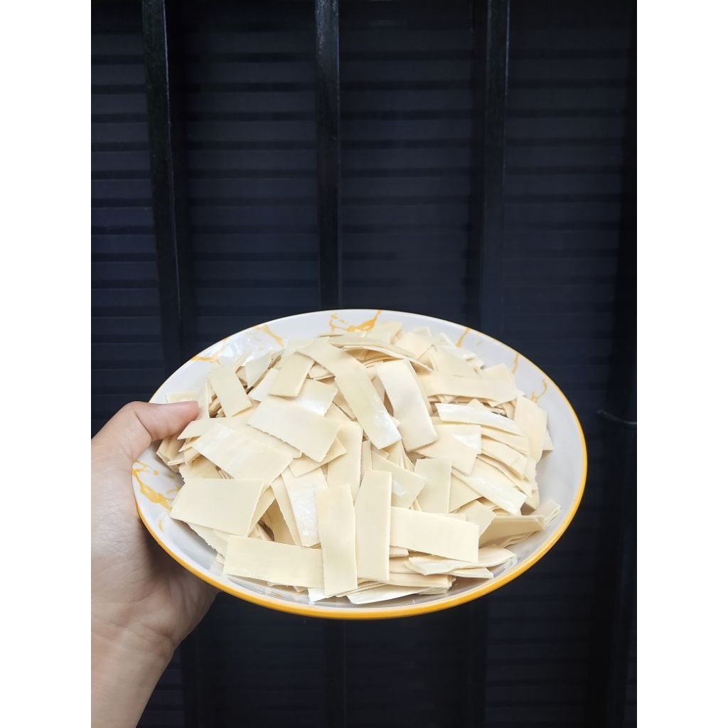 kulit kripik pangsit mentah