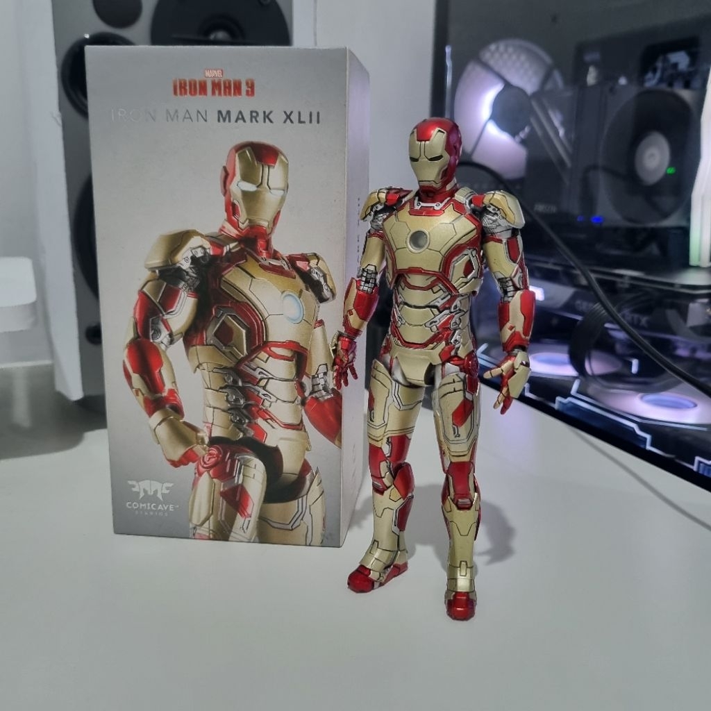 Comicave Iron man mark 42