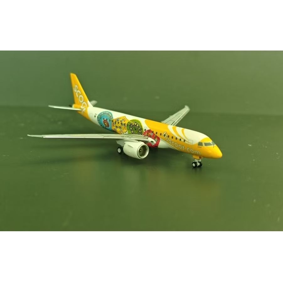 Scoot E190-E2 1:400 (Limited Scoot X Lasalle)