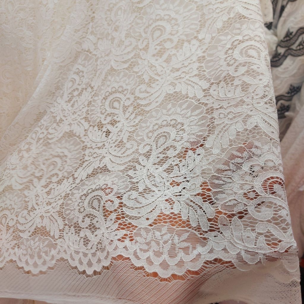 kain brokat premium  - kain brokat luxury  - kain brokat kebaya  - kain brokat mewah (BW ) C-44