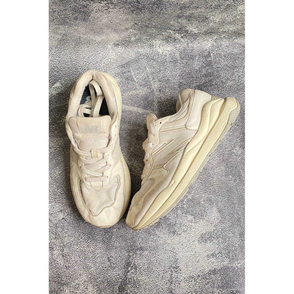 New Balance 57/40 White Cream Sneakers Preloved Size 42