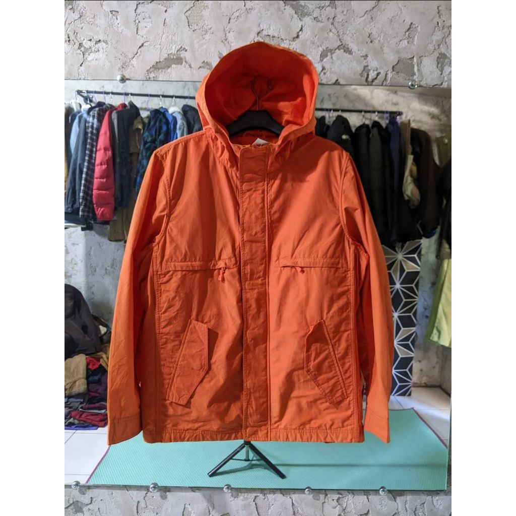 JAKET OUTDOOR PARKA GAP