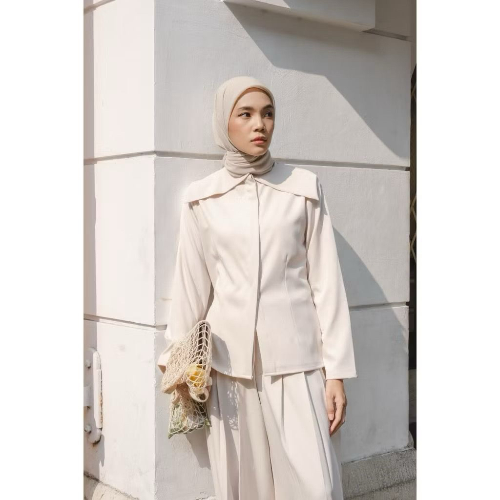 Pastelly Poise Longsleeve Top