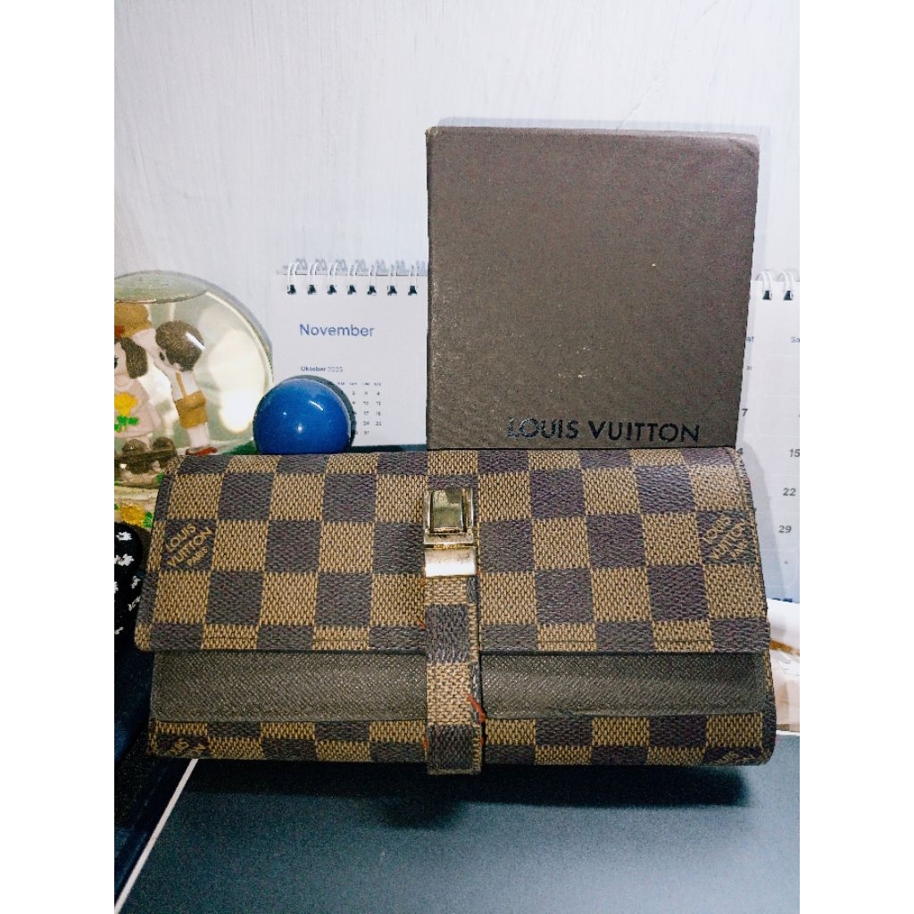 DOMPET WANITA LV / DOMPET LV / DOMPET PANJANG WANITA LOUIS VUUTTON  / PRELOVED / DOMPET MURAH