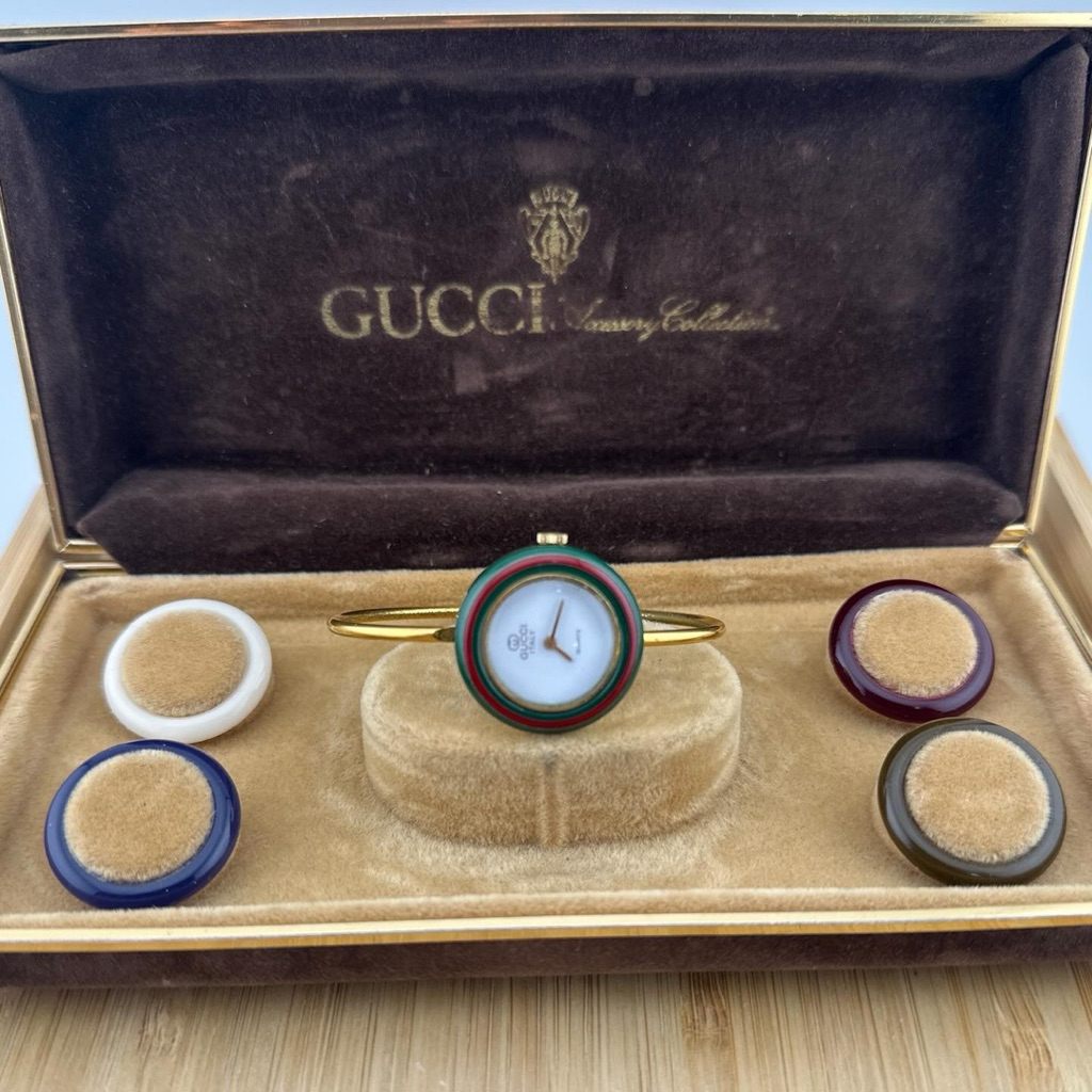 jam tangan Complite set Guccinya cantik