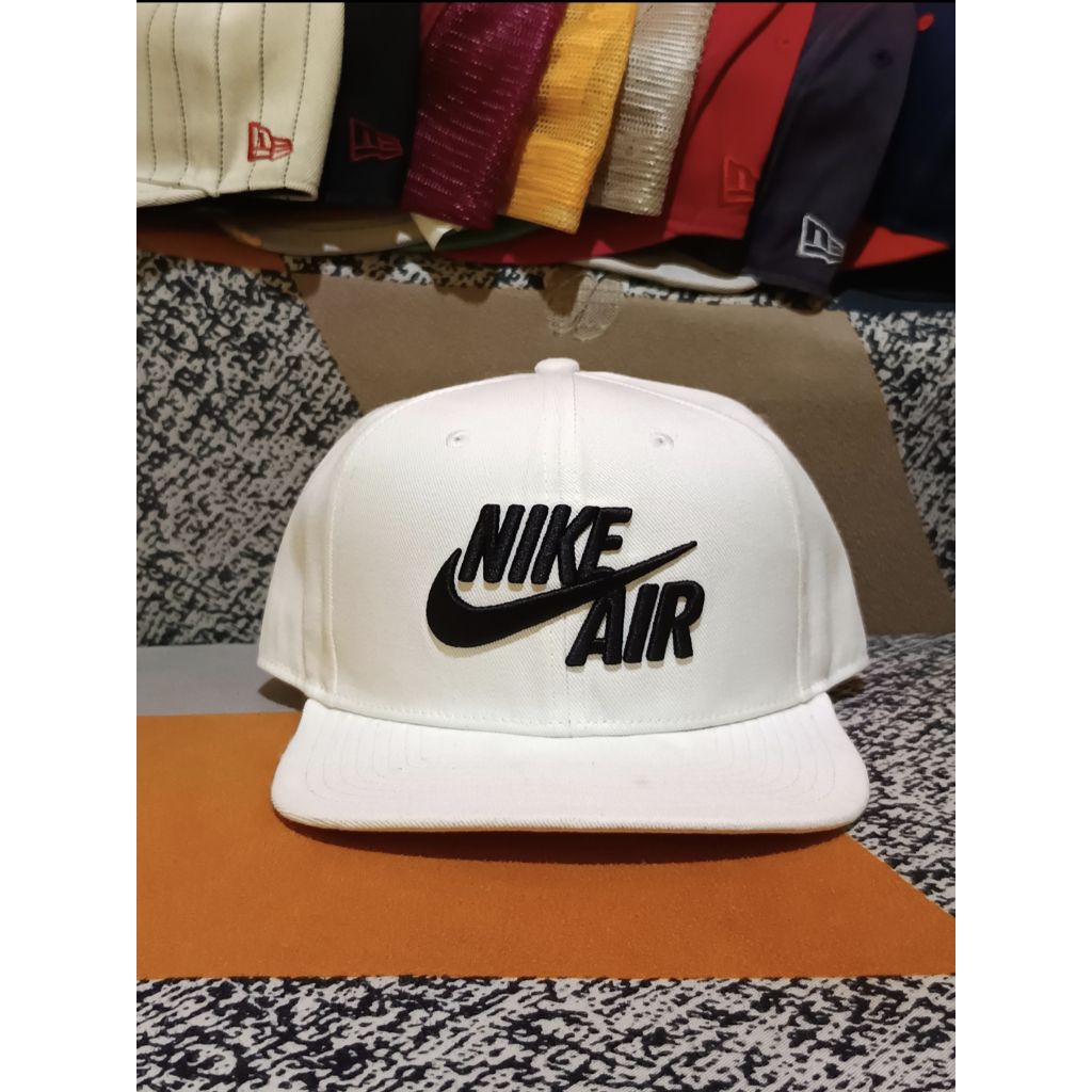 TOPI SECOND ORIGINAL/TOPI SECOND IMPORT/TOPI NIKE/TOPI NIKE AIR/TOPI SNAPBACK/TOPI PUTIH/TOPI MURAH