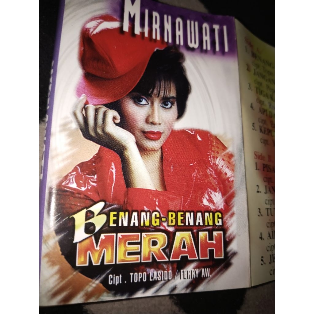 Kaset pita MIRNAWATI - BENANG BENANG MERAH
