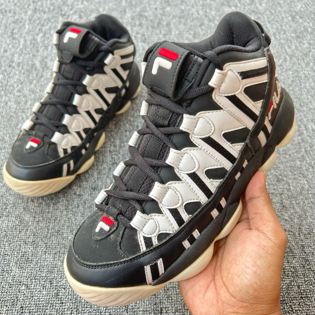 Sepatu FILA Basket Stackhouse Spaghetti Size 40 Panjang Insole 25 cm