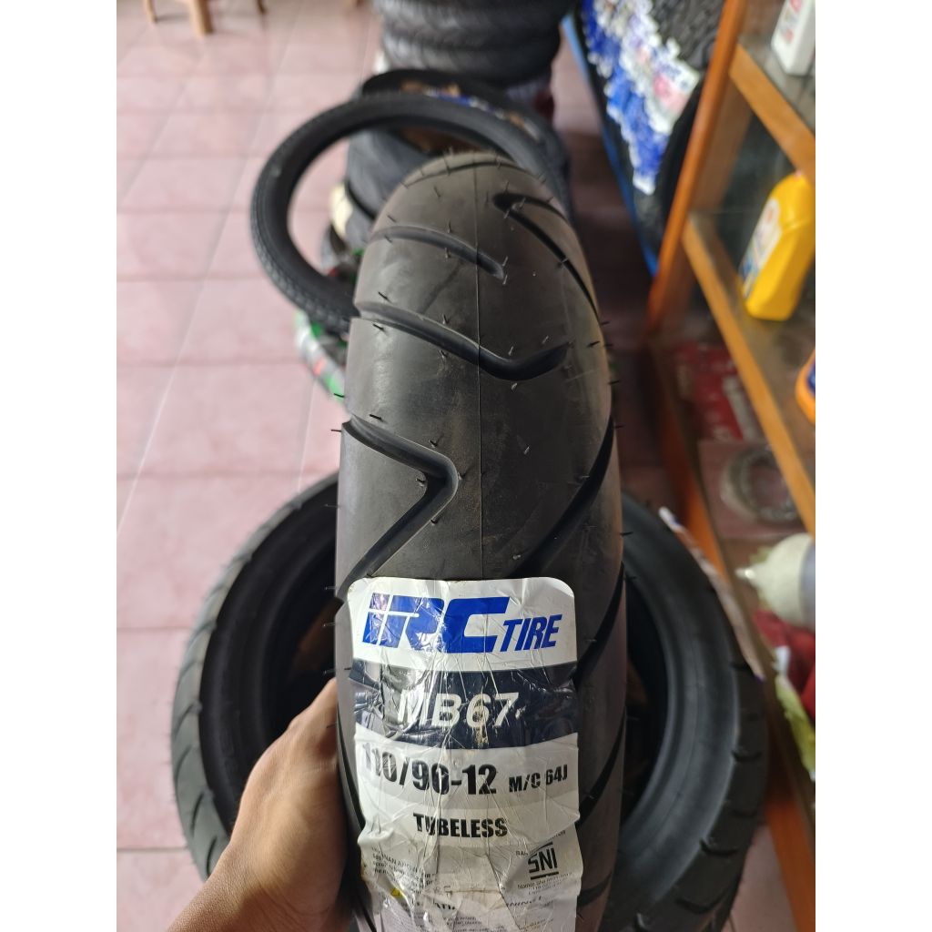 ban luar Scoopy belakang irc 110/90-12 tubeles, irc mb67 110/90-14 Tubeles
