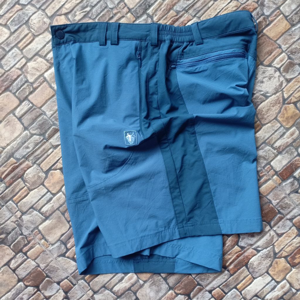 Celana pendek Cargo Training original brand BLACKYAK