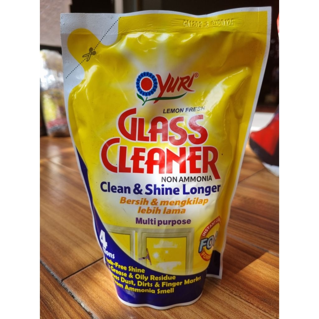 Yuri Glass Cleaner 410ml