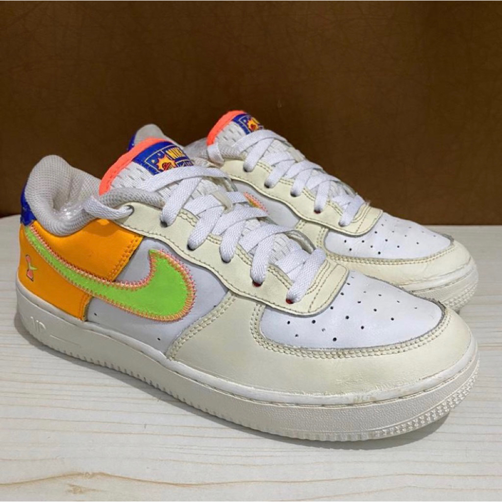 Sepatu second/preloved Nike AF1 LV8 player one-orange Size 40 original