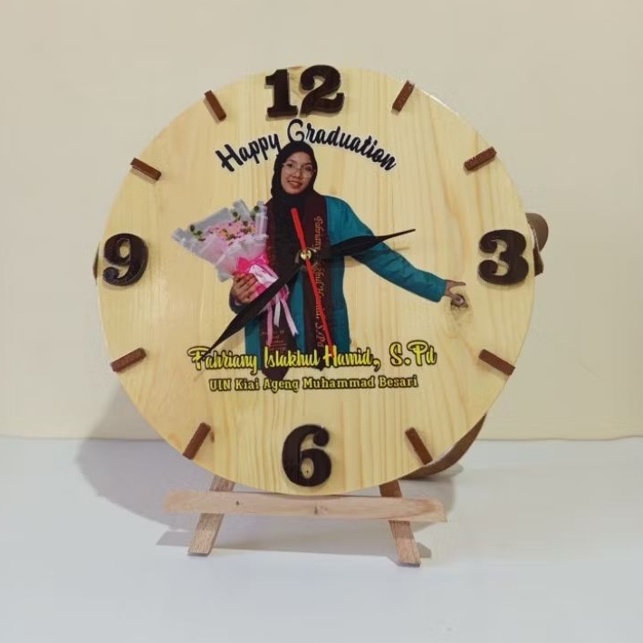 Jam Kayu foto | Jam Dinding | Kado wisuda | Jam kayu  jati belanda | Jam custom foto