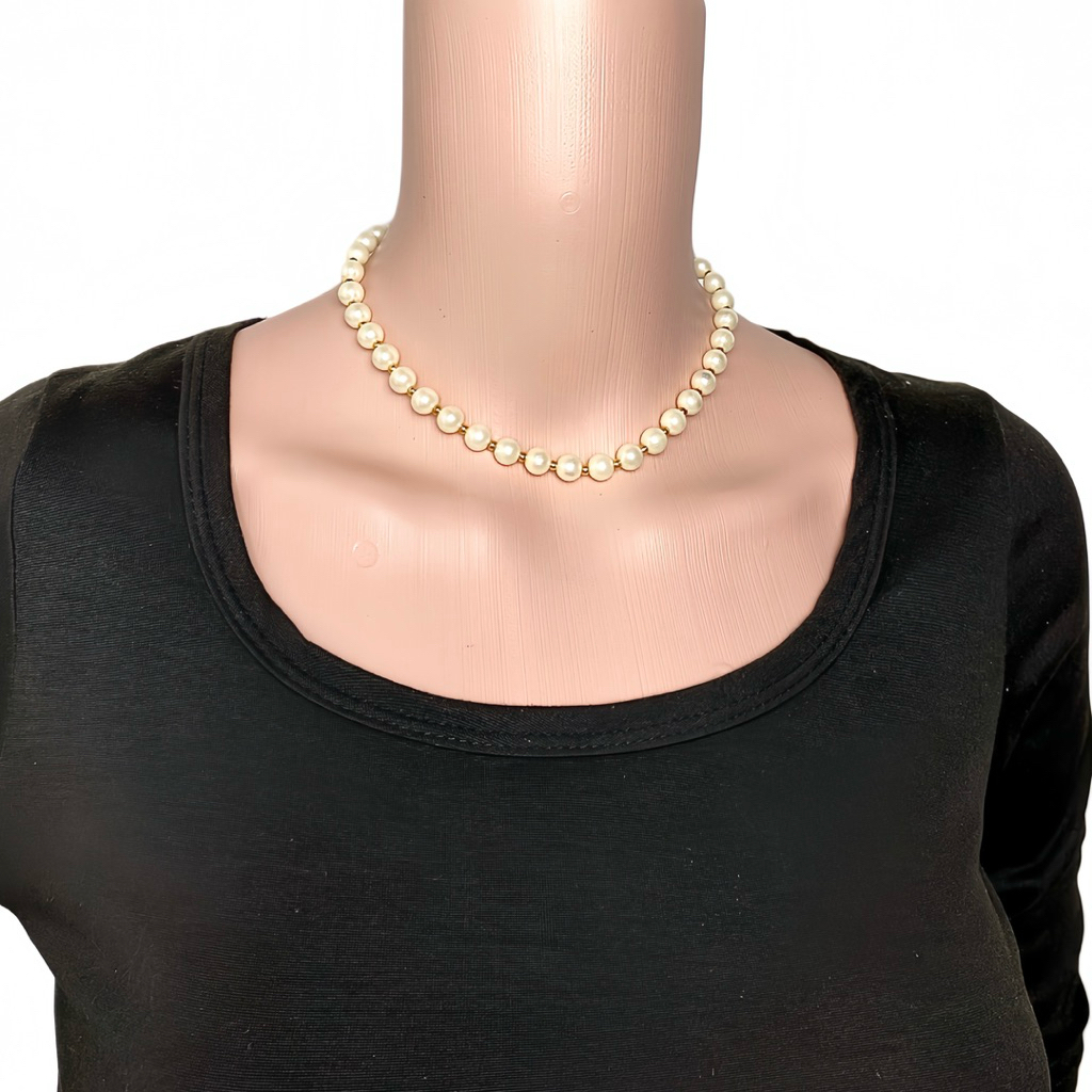FANMY | azrina pearl  | pearl necklace style | kalung mutiara unisex | kalung mutiara polos | kalung