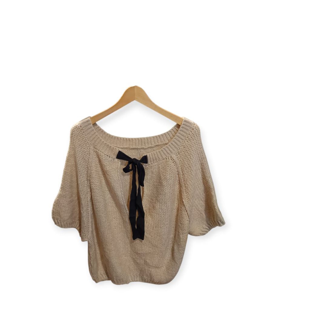 iROO Cream Sweater Rajut Boat Neck