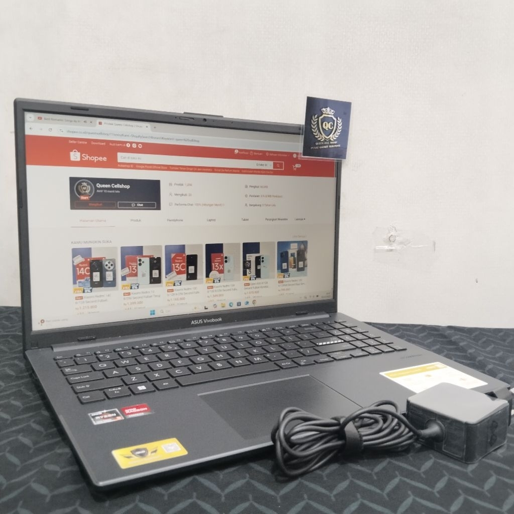 LAPTOP ASUS VIVOBOOK GO E1504FA-E1504FA AMD RYZEN 5  7520U 16GB SSD 512GB 14INCH SECOND BERGARANSI