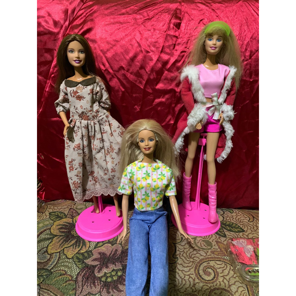 Barbie Kulit putih dan kulit tan