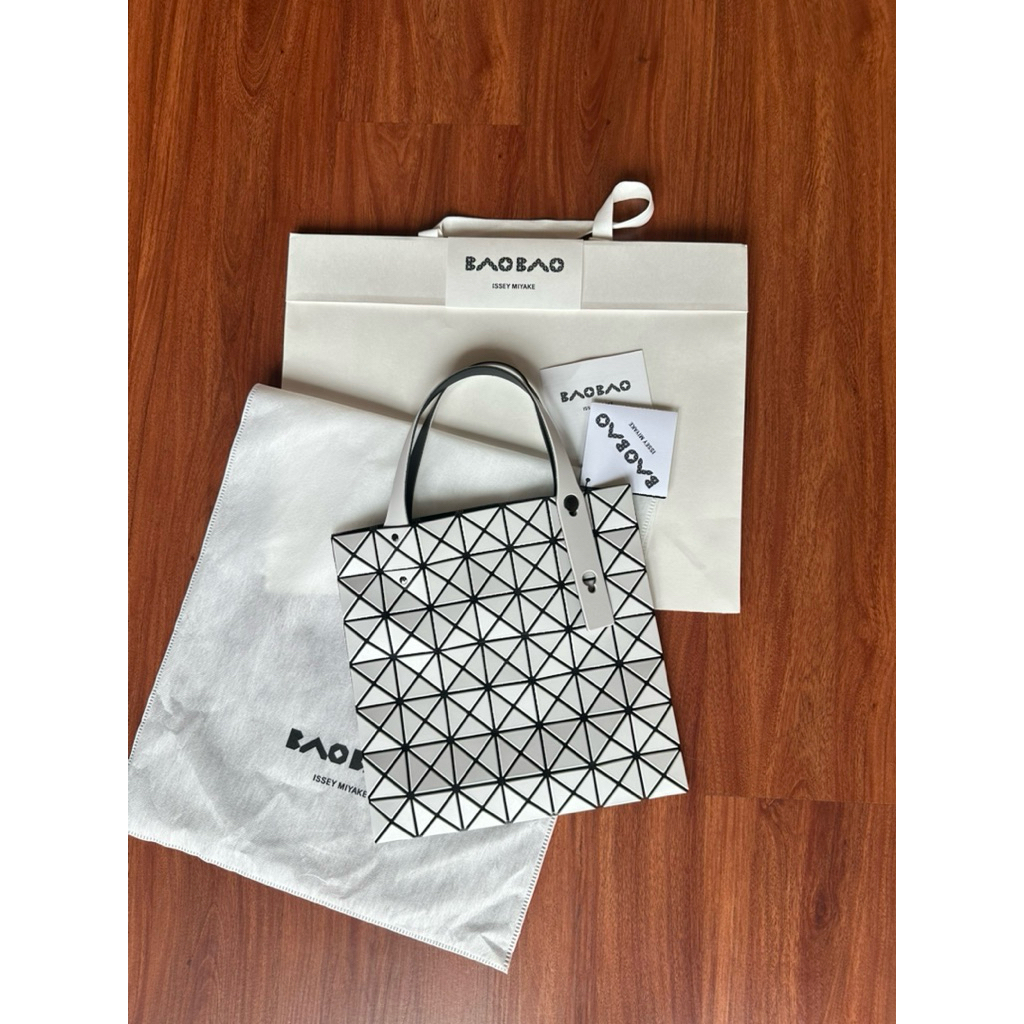 Ready 2025 Brand New bao bao issey miyake prism tote matte white bag original authentic japan