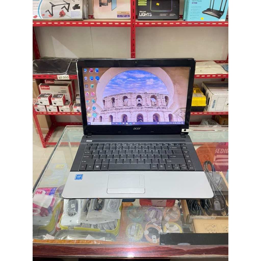 Laptop Laptop Second Acer E1-471 celeron/Ram4 Gb/ssd 128 Gb