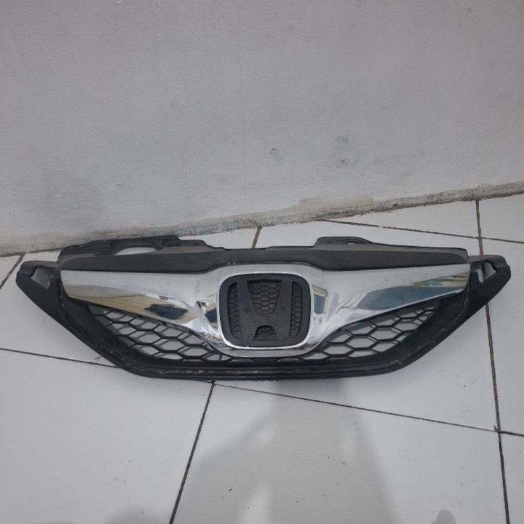 grill honda brio 2014-2016