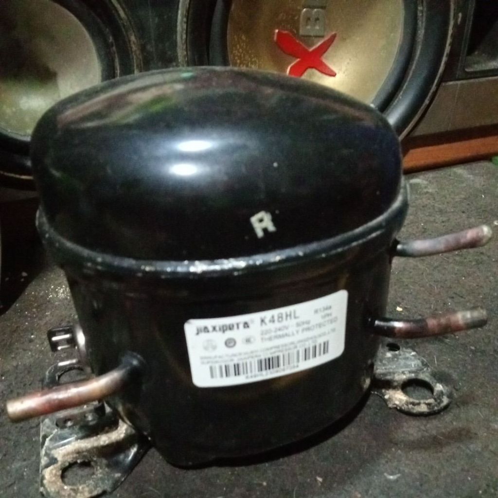 kompresor kulkas 2 pintu cabutan dari AQUA