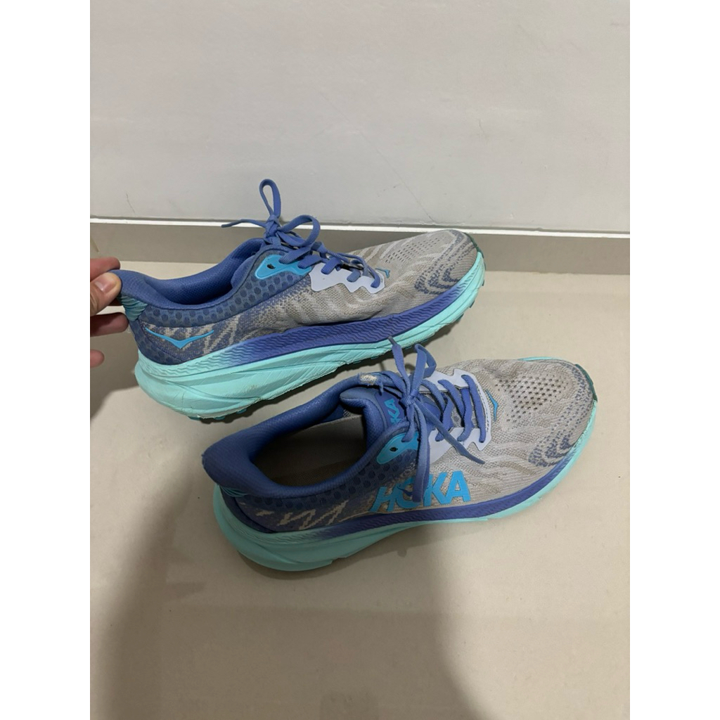 HOKA CHALLENGER ATR 7