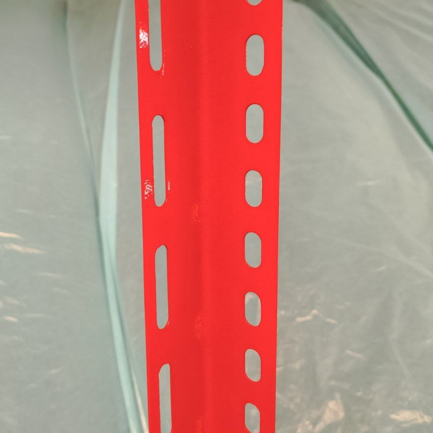 Siku Lubang Rak Besi Merah 36mm x 36mm x 3m Berbagai Merk HARGA PER 10 BATANG